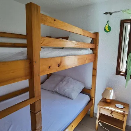 Daire 2 Pieces Avec Piscine Et Parking A Marseillan-plage - Fr-1-326-574 *