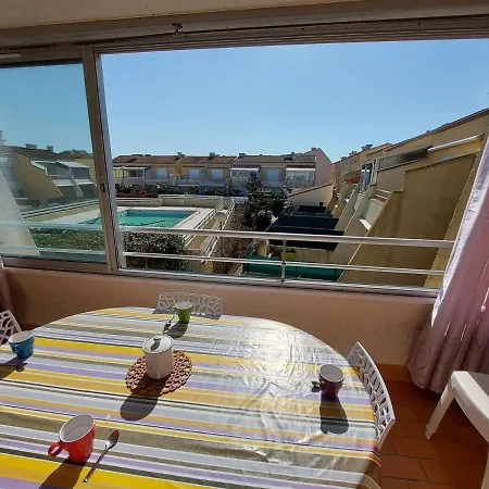2 Pieces Avec Piscine Et Parking A Marseillan-plage - Fr-1-326-574 * Marseillan (Herault)